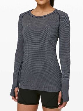 Lululemon Swiftly Tech Long Sleeve Crew Stripe True Navy / White 10